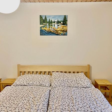 Popovska Chalupa 亚希莫夫 外观 照片